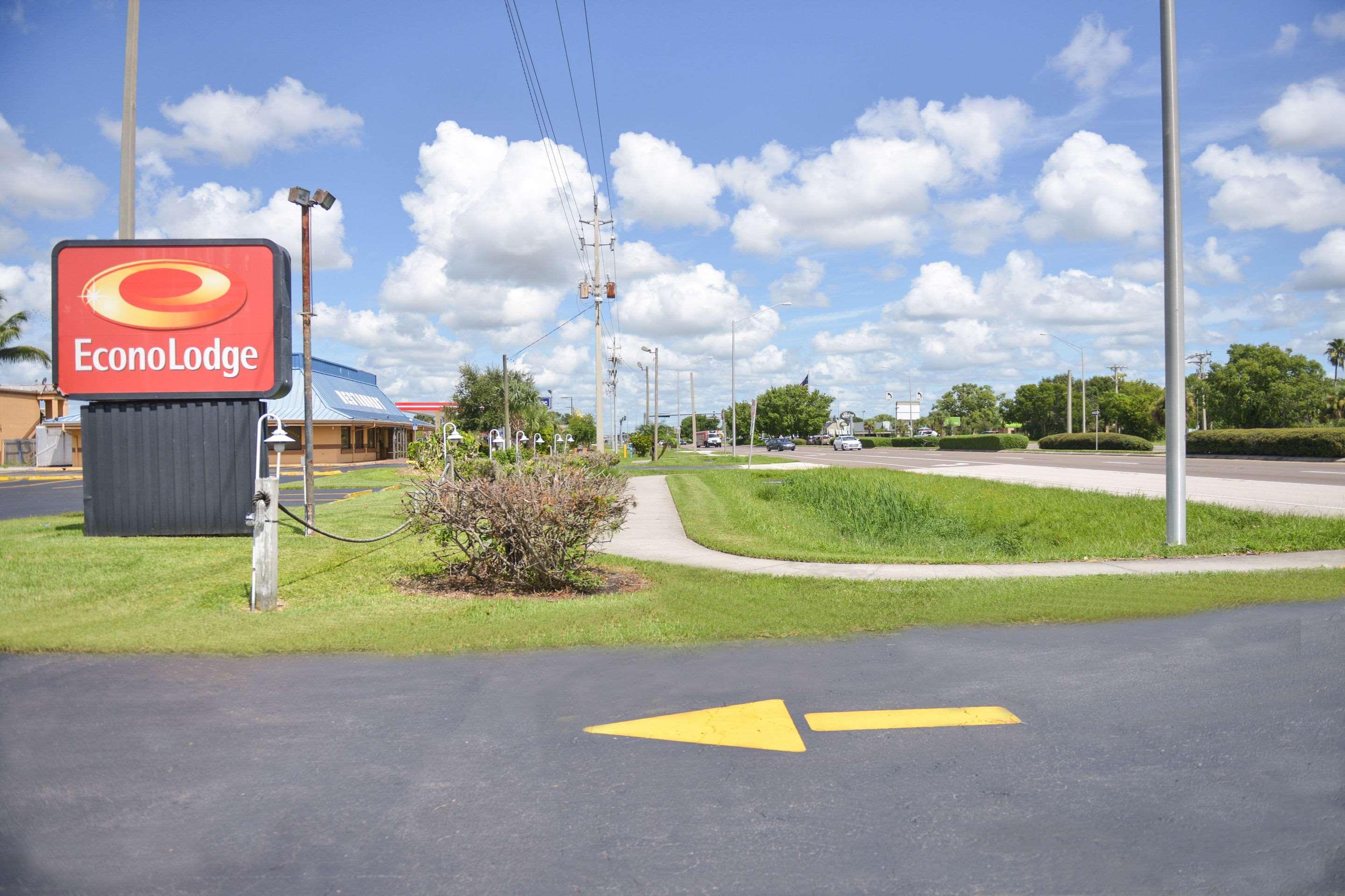 Econo North Lodge *